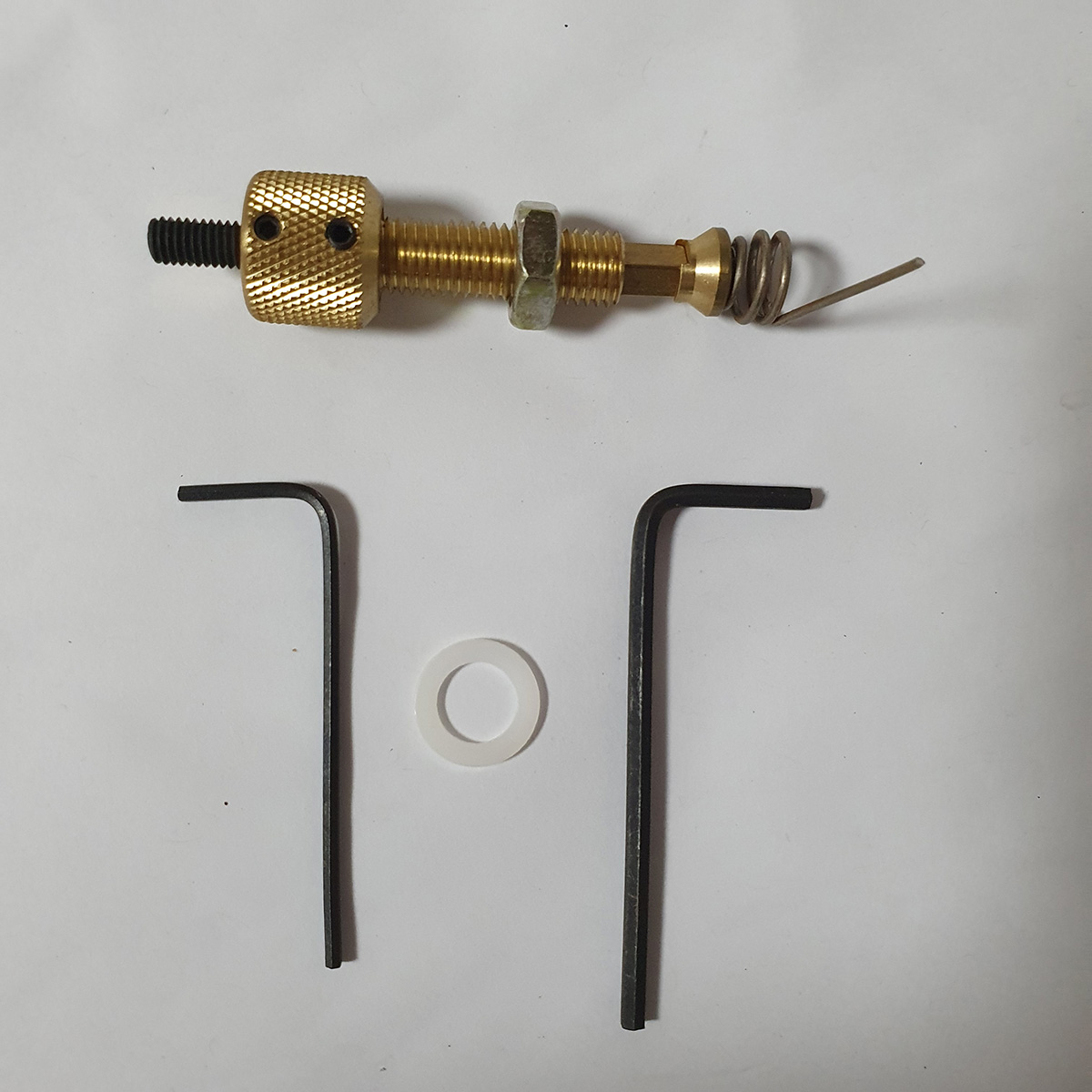 GK SPRING BUTTON BRASS 5/16